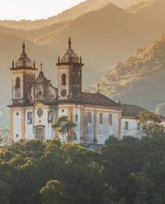c963d708-4b8e-4737-a37a-e74c6245cdca-Brazil-Ouro-preto-cathedral-church-on-hill-SS_large1